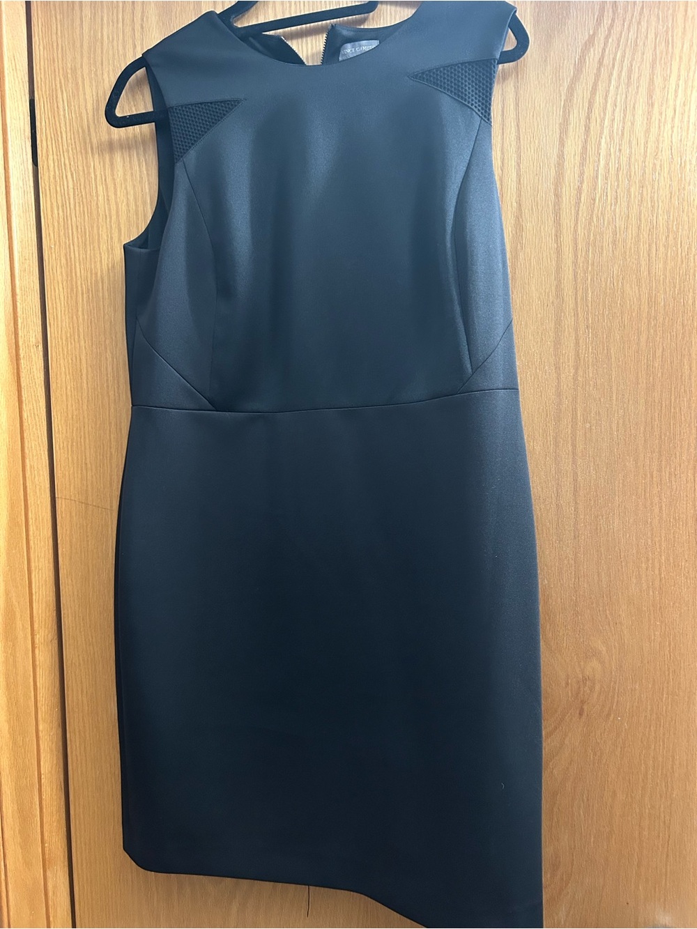 Vince Camuto Black Sleeveless Sheath Dress